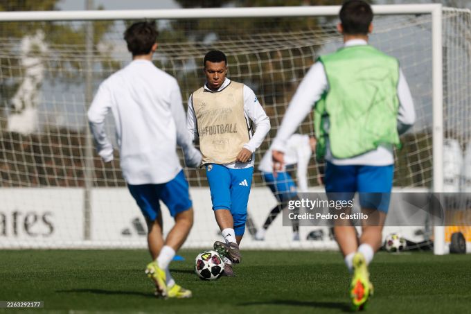 Filling the Void: Lions' Strategy After Sam LaPorta's Season-Ending Injury